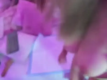 Chaturbate Live Porn of karly_moonn