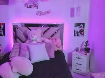 Chaturbate Sex Cam of karly_moonn