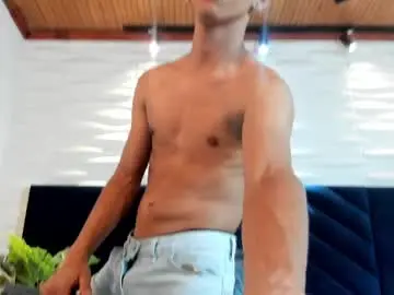 Chaturbate Free Live Porn of lucca_moreti