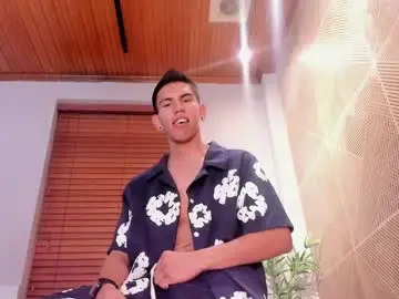 Chaturbate Sex Cam of lucca_moreti