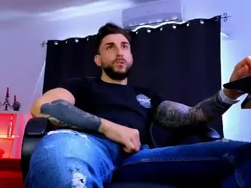 Chaturbate Adult Video Chat of mightyaaron