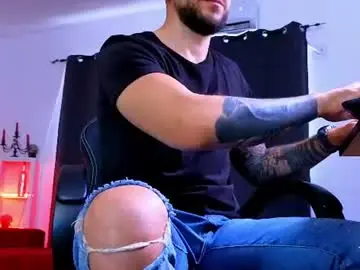 Chaturbate Live Sex Cam of mightyaaron