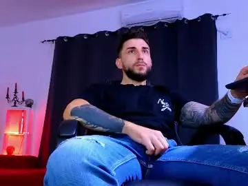 Chaturbate Free Porn Cam of mightyaaron