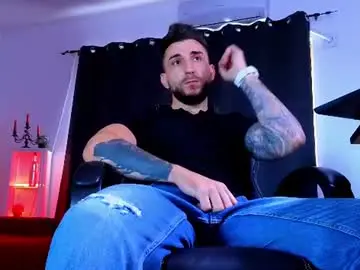 Chaturbate Watch Live Sex Cams of mightyaaron