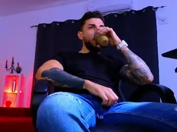 Chaturbate Free Porn Cam of mightyaaron