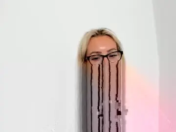 Chaturbate Best live sex cam show of missy_matrix