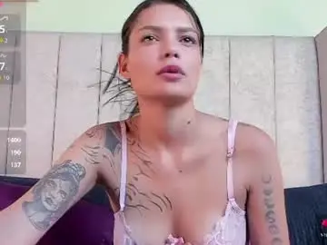 Chaturbate Free Live Porn of shantallvegga1