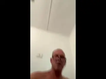 Chaturbate Live Porn of surfrguy0077