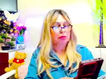 Chaturbate Watch Live Sex Cams of susiexnoreen