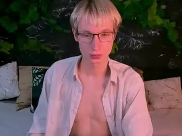 Chaturbate Nude Webcam of adrianluks