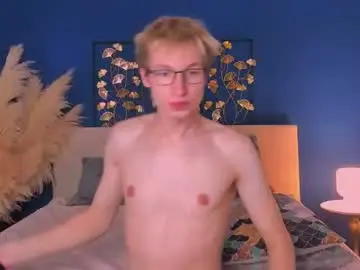 Chaturbate Adult Video Chat of adrianluks