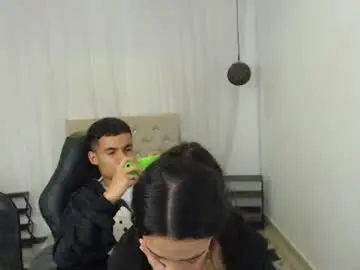 Chaturbate Live Sex Cam of danna_and_joshua