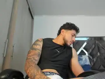 Chaturbate Live Sex Cam of heavy_thor
