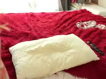 Chaturbate Live Sex Cam of lynnalltop