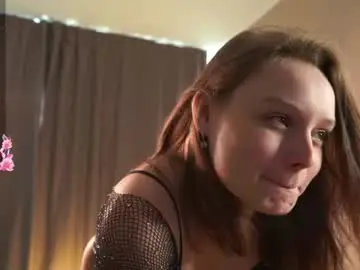 Chaturbate Live Sex Cam of lynnalltop