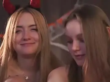 Chaturbate Live Porn of lynnalltop