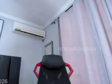 Chaturbate Live Sex Cam of rominaowenxx