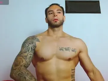 Chaturbate Sex Cam of troy_walker7