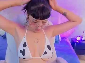Chaturbate Adult Webcams of cute_hollywood