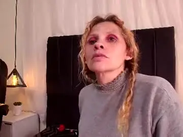 Chaturbate Nude Webcam of evangelyne_rose