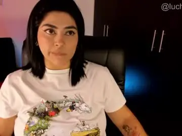 Chaturbate Private Sex Chat of lucy2606