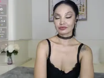 Chaturbate Live Sex Cam of ohmy_linda