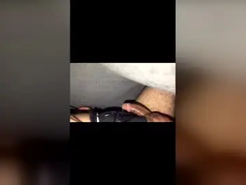 Chaturbate Live Sex Cam of yungdaggerdixk4