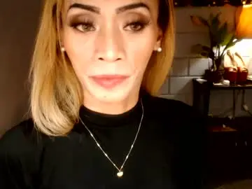 Chaturbate Sex Cam of 1bigsurprise4you