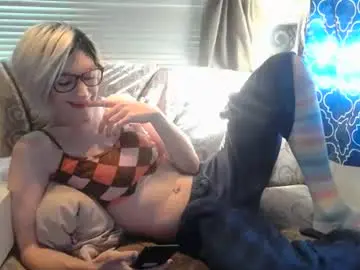 Chaturbate Free Porn Cam of alishaluv