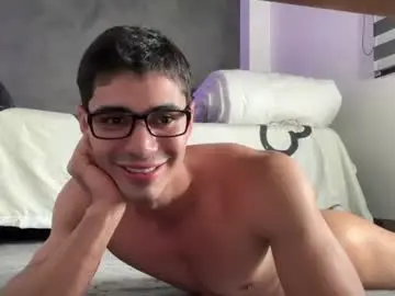 Chaturbate Watch Live Sex Cams of joe_steel1
