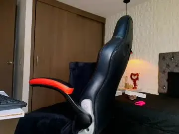 Chaturbate Live Sex Cam of alicia_wonder_dl