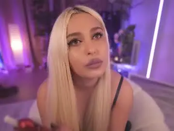 Chaturbate Live Sex Cam of bia_kristal