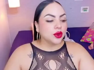 Chaturbate Live Sex Cam of curvy_sexyvalen