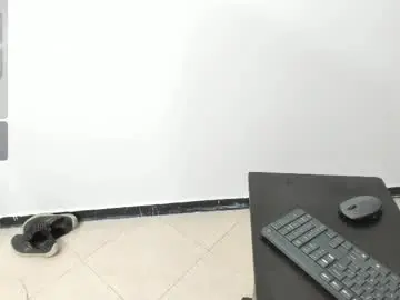 Chaturbate Live Porn of karola_cute_