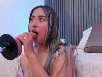 Chaturbate Watch Live Sex Cams of karola_cute_