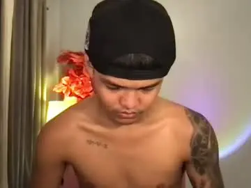 Chaturbate Live Porn of asianhugescott