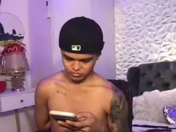 Chaturbate Sex Cam of asianhugescott