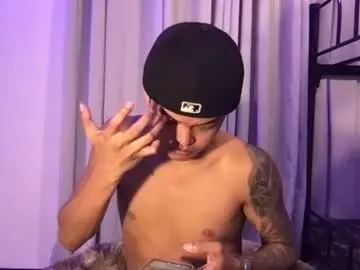 Chaturbate Sex Chat of asianhugescott