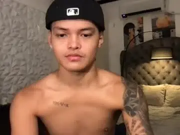 Chaturbate Sex Chat of asianhugescott