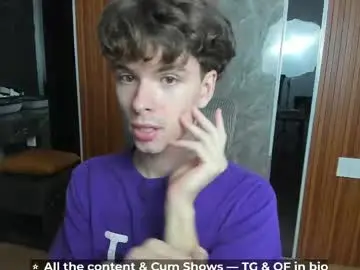 Chaturbate Nude Webcam of calvin_loves_you