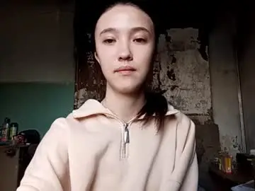 Chaturbate Watch Live Sex Cams of elouisevallian