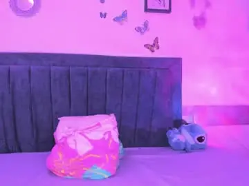 Chaturbate Nude Webcam of emmie_bunny