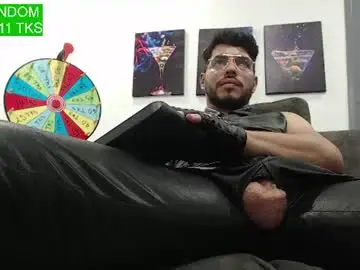 Chaturbate Live Sex Cam of mack_daniels