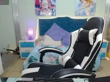 Chaturbate Live Sex Cam of ariana_skinny20_