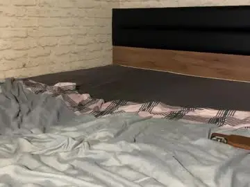 Chaturbate Sex Cam of hotcoupleee2020