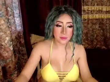 Chaturbate Free Porn Cam of thequeenisback