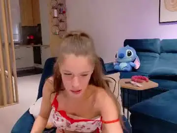 Chaturbate Free Porn Cam of tiny_blush