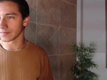 Chaturbate Nude Webcam of andyjoy_