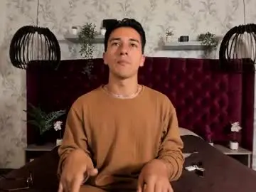 Chaturbate Adult Webcam of andyjoy_