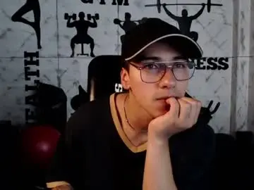 Chaturbate Sex Chat of andyjoy_
